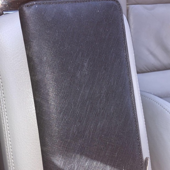 Michael Kors black wallet - Picture 2 of 2